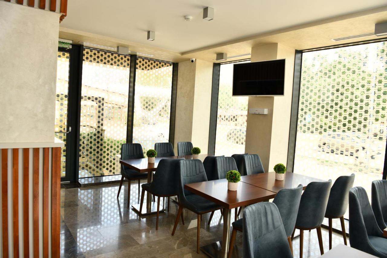 Quartz Boutique Hotel 마마이아 외부 사진